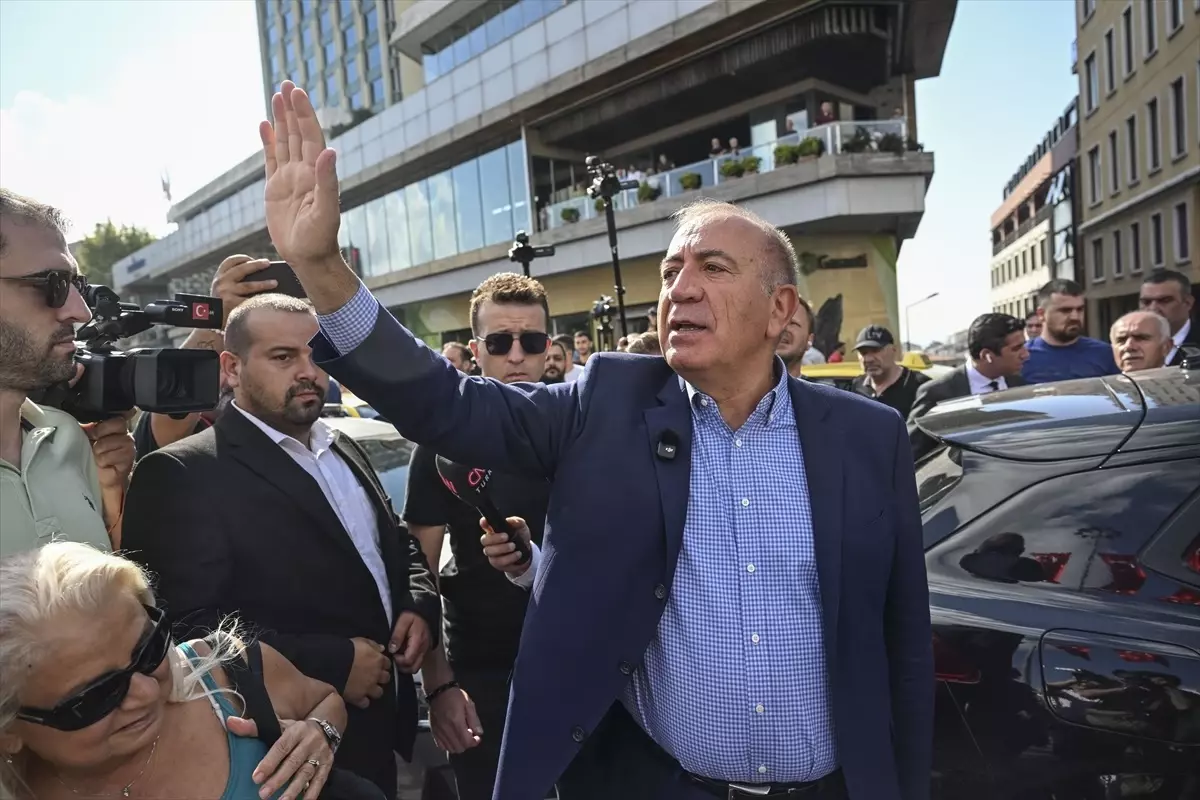 Gürsel Tekin, Taksim Cumhuriyet Anıtı'nda konuştu Açıklaması