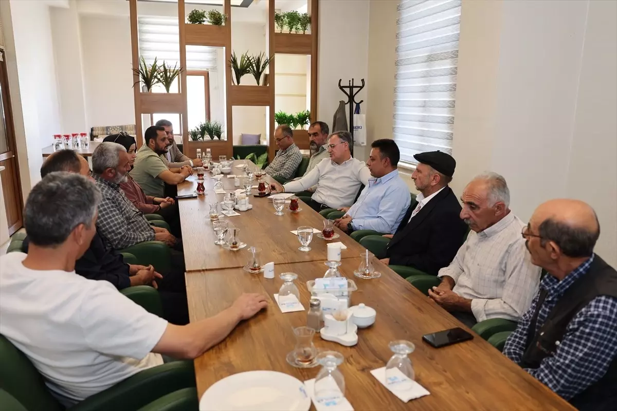 Hacılar Belediye Başkanı Bilal Özdoğan, Mahalle Muhtarlarıyla Yaz Dönemi Çalışmalarını Değerlendirdi