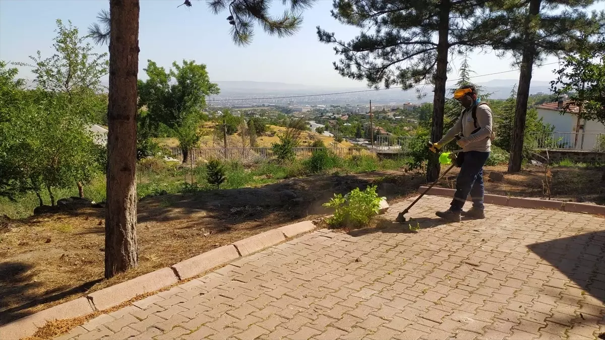 Hacılar Belediyesi Okullarda Temizlik Çalışması Gerçekleştirdi