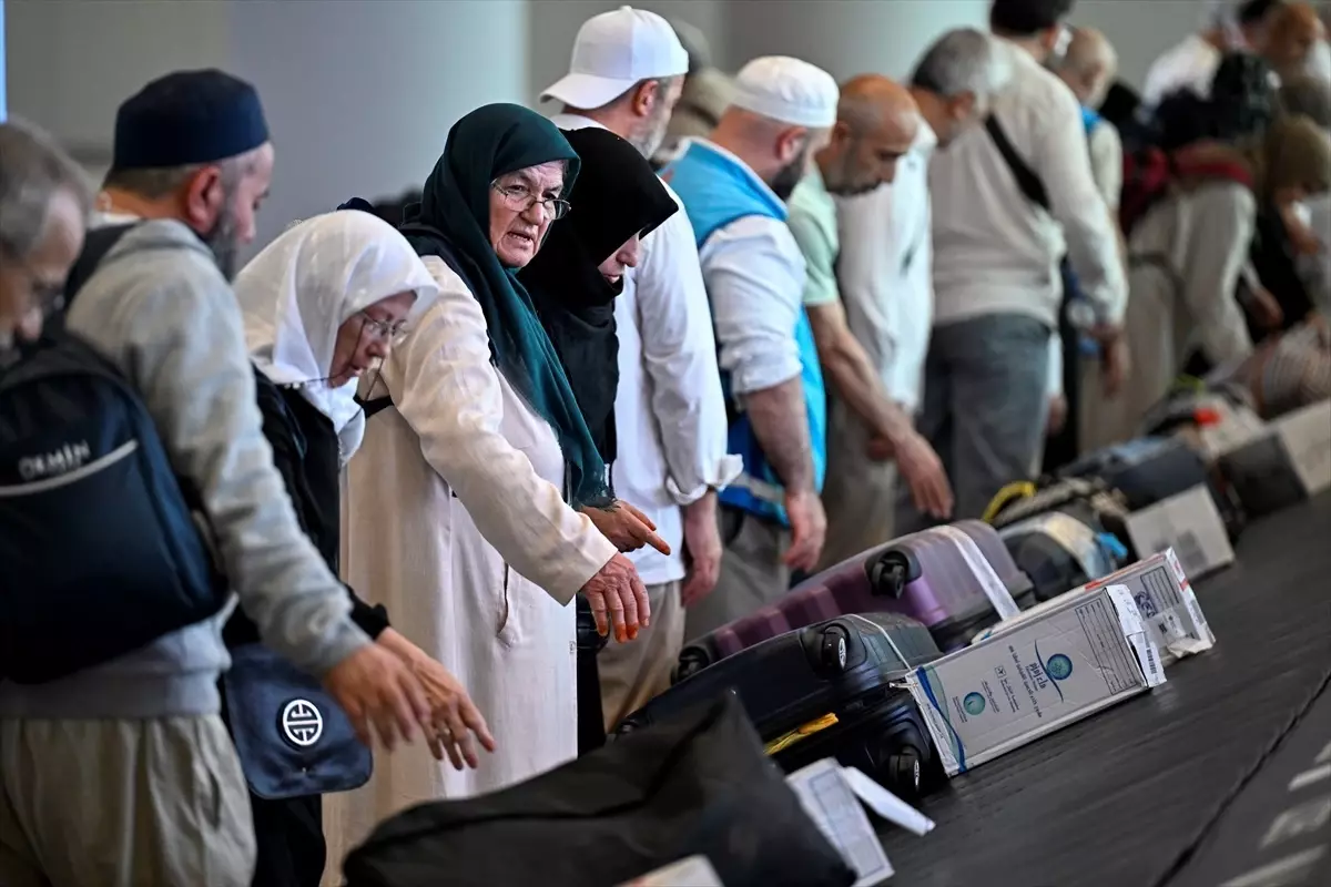 Kutsal Topraklardan Hacıların Yurda Dönüşü Başladı
