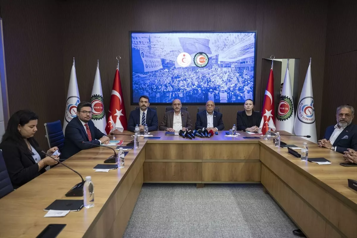 HAK-İŞ Başkanı Arslan'dan Kamu İşçi Sözleşmeleri Açıklaması