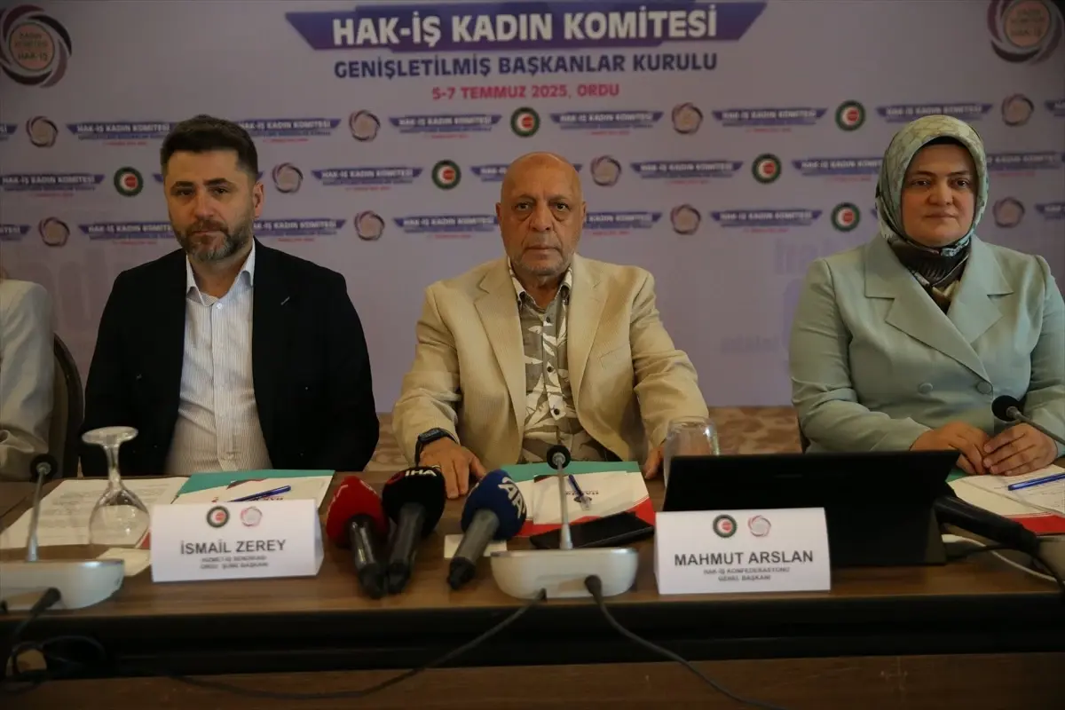 HAK-İŞ Başkanı'ndan Kamu Çalışanlarına Dikkat Çekme Çağrısı