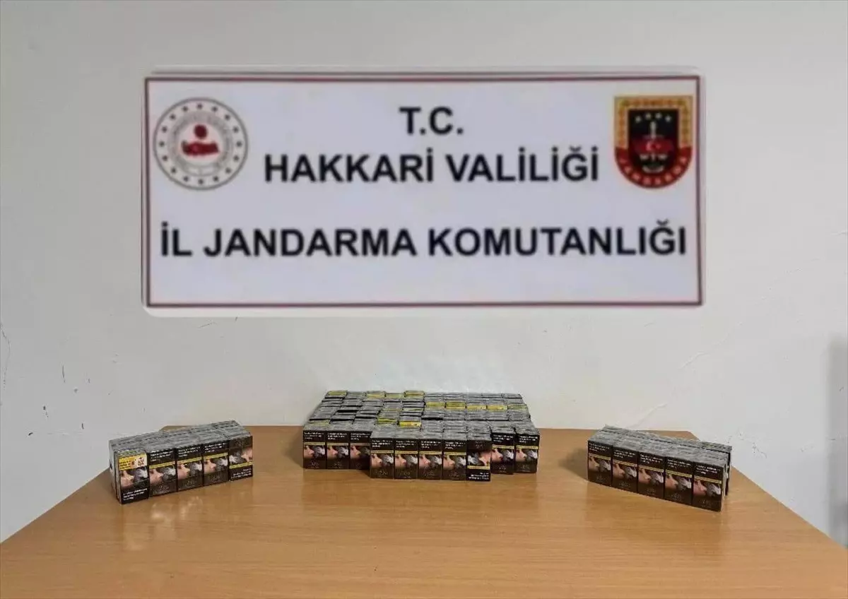 Hakkari'de Kaçak Sigara Operasyonu: 985 Paket Ele Geçirildi