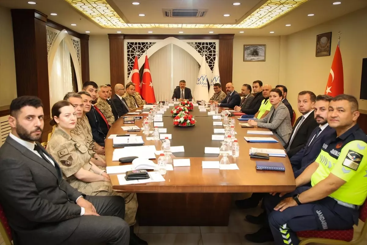Hakkari'de 142 Suçlu Yakalandı