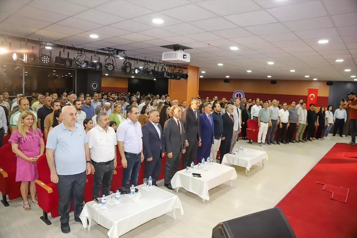 Hakkari Üniversitesi'nde 15 Temmuz Demokrasi ve Milli Birlik Günü programı