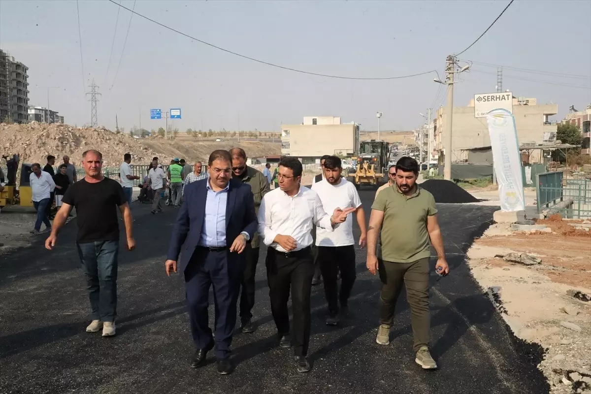 Haliliye Belediye Başkanı Canpolat, Ahmet Yesevi Mahallesi'nde Çalışmaları İnceledi