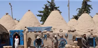 Harran'ın Konik Kubbeli Evleri Sıcaklarda Serinlik Sunuyor