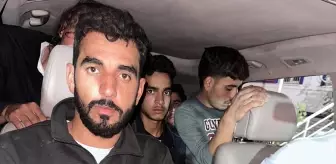 Hatay'da Göçmen Kaçakçılığı Operasyonu: 26 Suriye Uyruklu Yakalandı