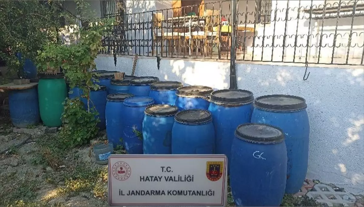 Hatay'da Sahte İçki Operasyonu: 5 Bin Litre Ele Geçirildi