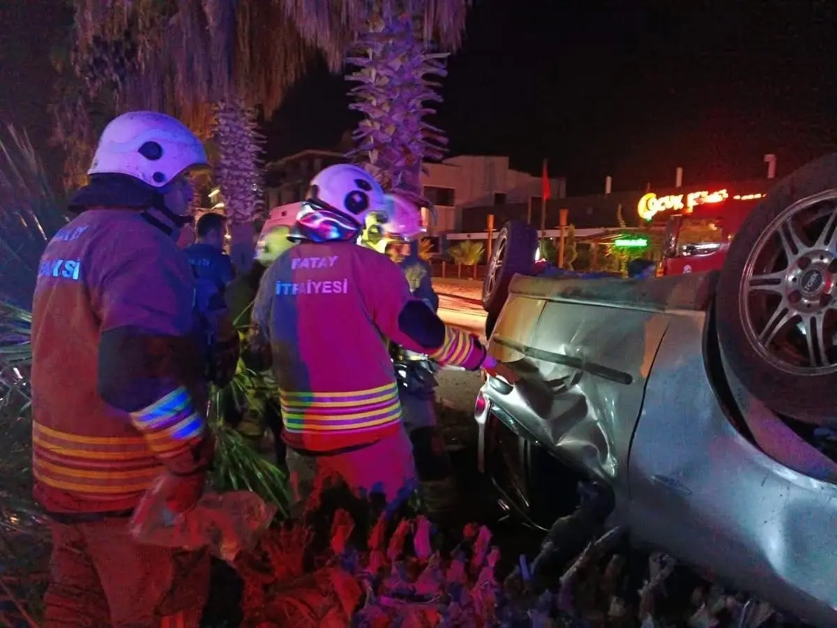 Arsuz'da Trafik Kazası: 3 Yaralı