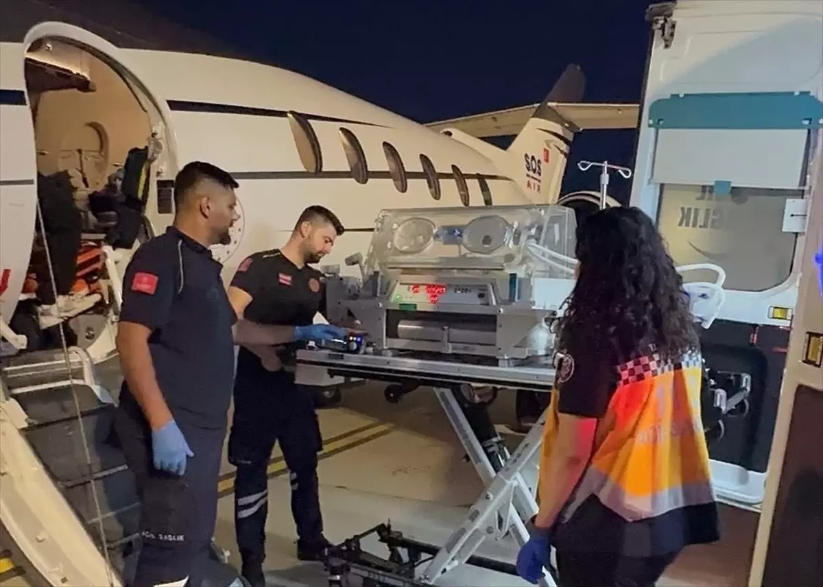 Hatay'da Kalp Hastası Bebek Ankara'ya Sevk Edildi