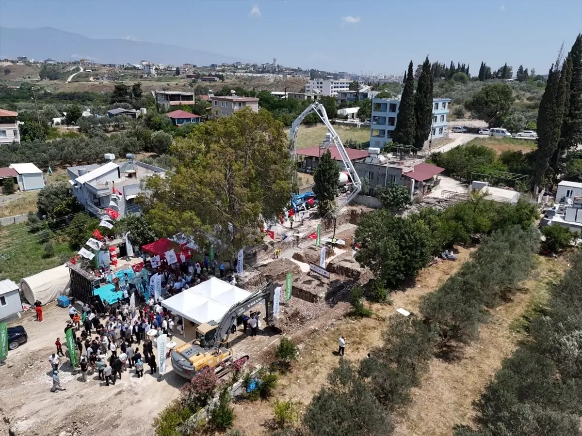 Hatay'da Üç Dilde Eğitim Verecek Kreşin Temeli Atıldı