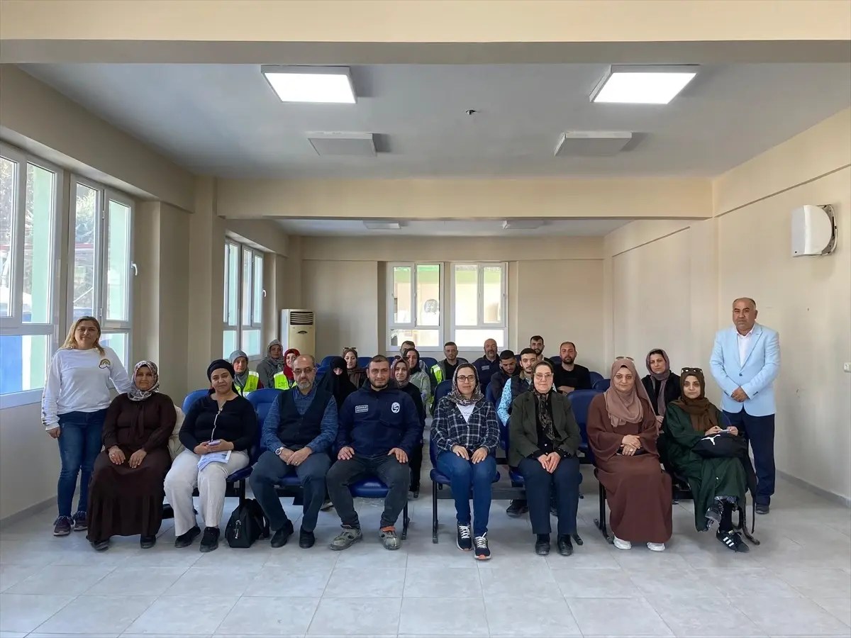 Antakya'da Cenaze Hizmetleri Kursunu Tamlayan 40 Kursiyer Sertifikalarını Aldı