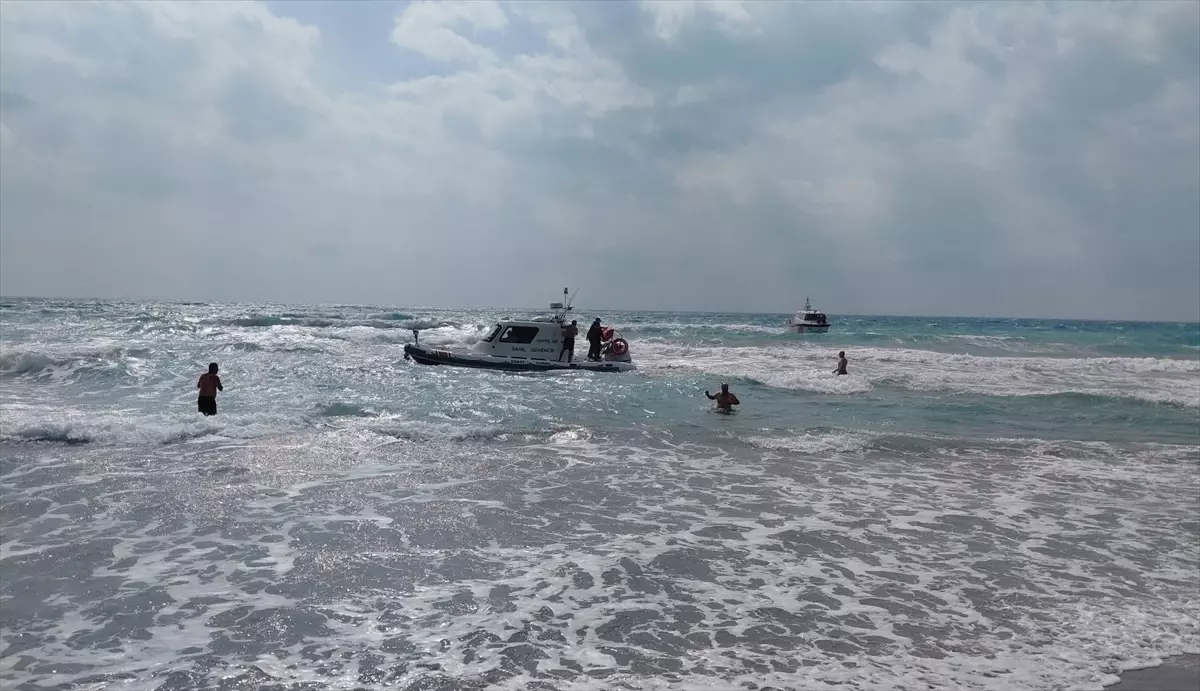 Hatay'da Yüzme Faciası: 1 Kardeş Boğuldu, Diğeri Kurtarıldı