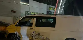 Hatay'da Düzensiz Göçmenleri Taşıyan Araç Kaza Yaptı