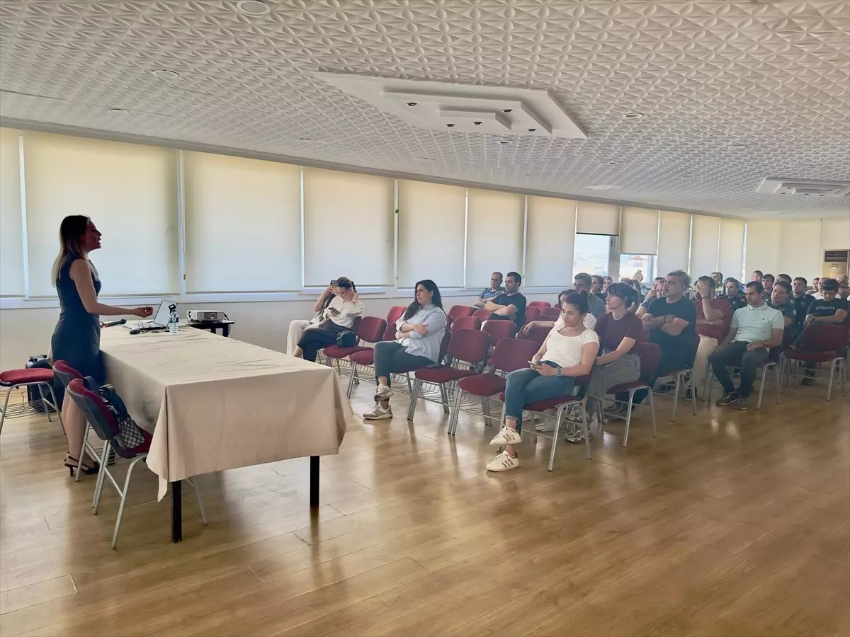 Emniyet Personeline Sınav Kaygısı ile Başa Çıkma Semineri