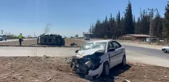 Kırıkhan'da İki Otomobilin Çarpışması: 4 Yaralı
