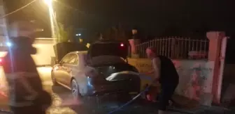 Hatay'da Kundaklanan Otomobil Kullanılamaz Hale Geldi