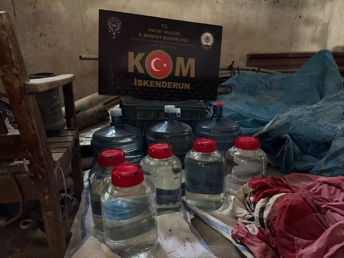 Hatay'da Kaçak İçki ve Sigara Operasyonu: 4 Gözaltı