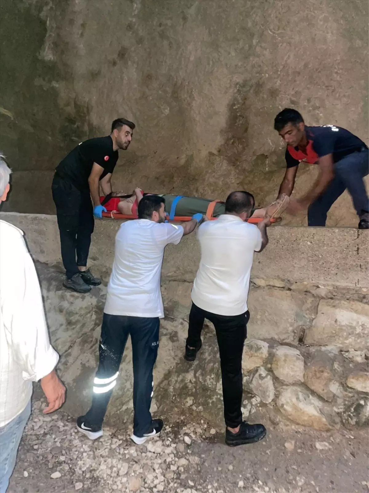 Roma Dönemi Titus Tüneli'nde Düşen Kadın Yaralandı