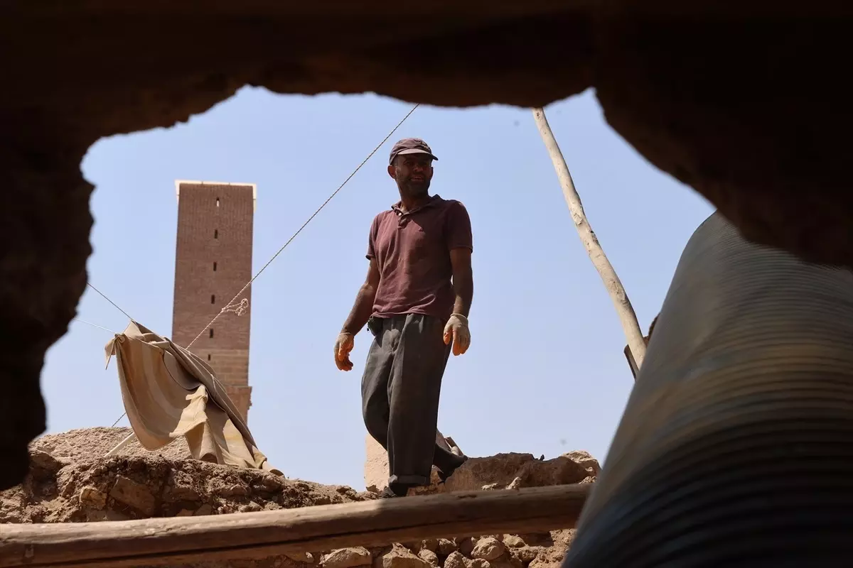 Harran Ören Yeri'nde Tarih Kazılarına Sıcaklık Engel Olmuyor