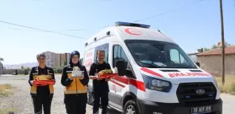 Kayseri'de 112 Acil Sağlık Ekibinden Sürpriz Doğum Günü Kutlaması