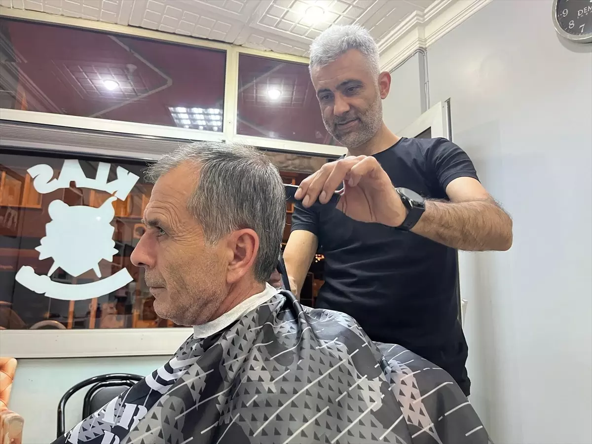 Hayrabolu'da Kurban Bayramı Öncesi Berberlerde Yoğunluk