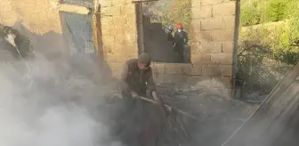 Bitlis'in Hizan ilçesinde ev yangını: İtfaiye müdahale etti