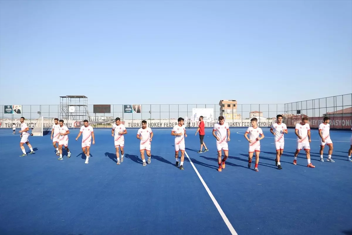 Hokey Erkekler A Milli Takımı Kırklareli'nde Şampiyonluk Hazırlığı Yapıyor