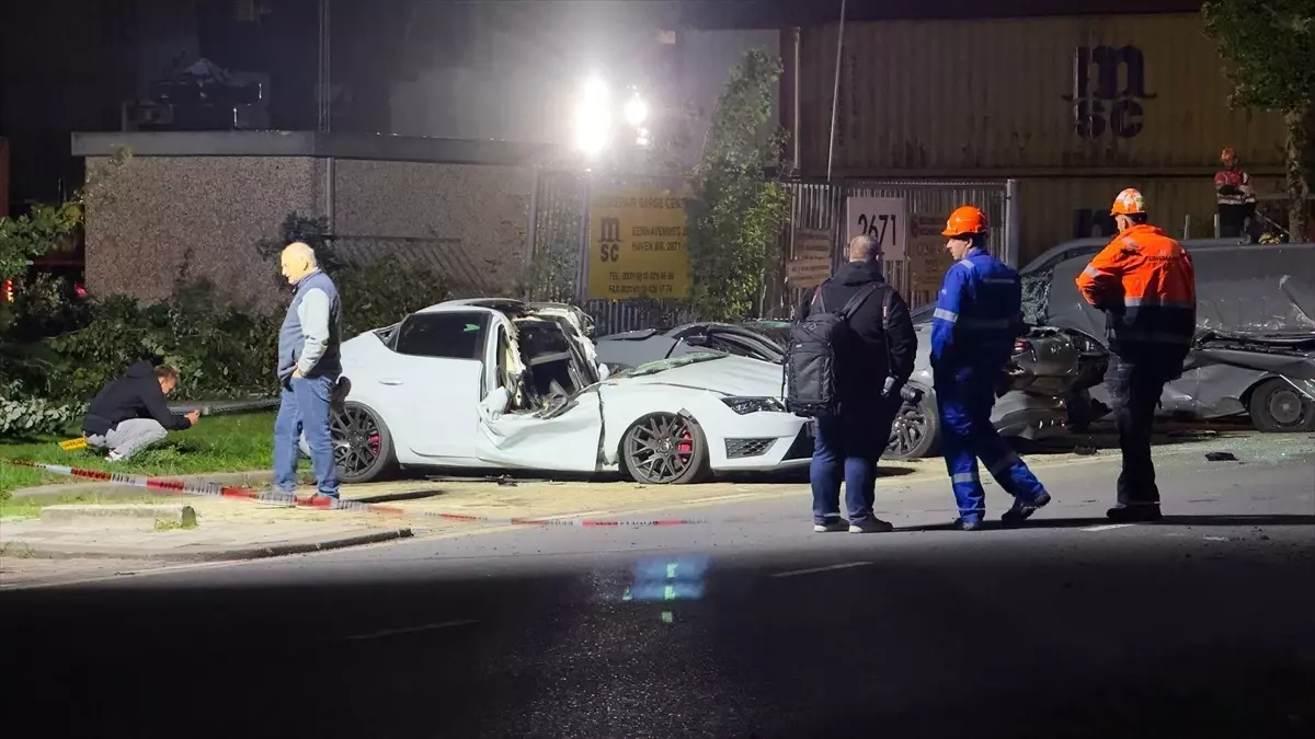 Hollanda'da Fırtına Nedeniyle Sarı Alarm Verildi