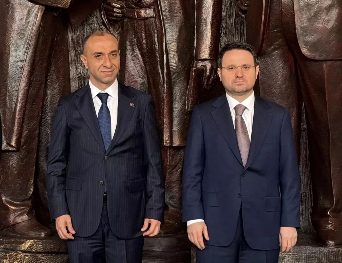 HSK üyeliğine atanan Sait Özdemir'e İstanbul Adliyesi'nde veda töreni