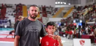 Sivas'ta Güreş Şampiyonası'nda Centilmenlik Ödülü