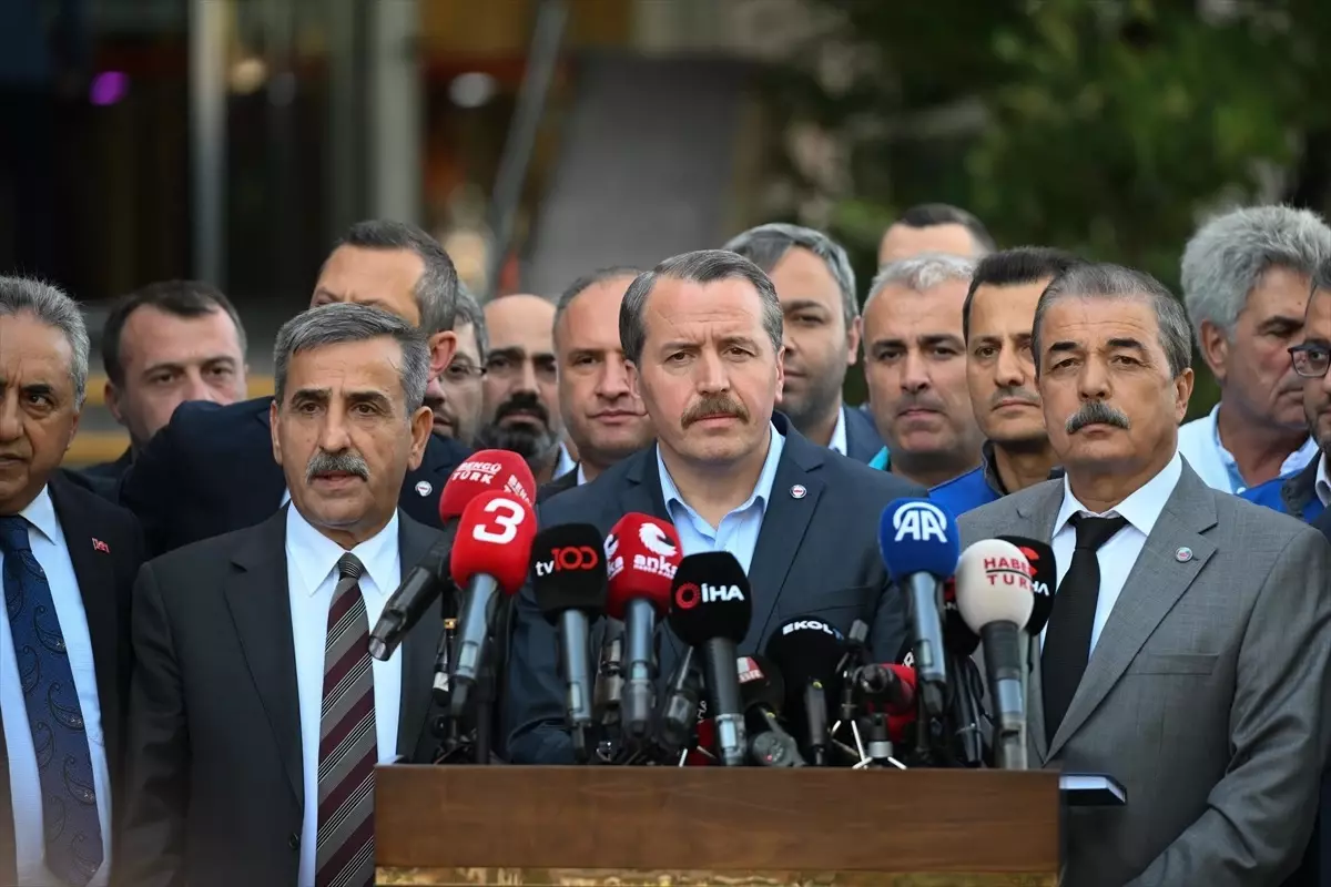 Kamu İşveren Heyeti'nden Memur Aylıklarına 1000 Lira Artış Teklifi