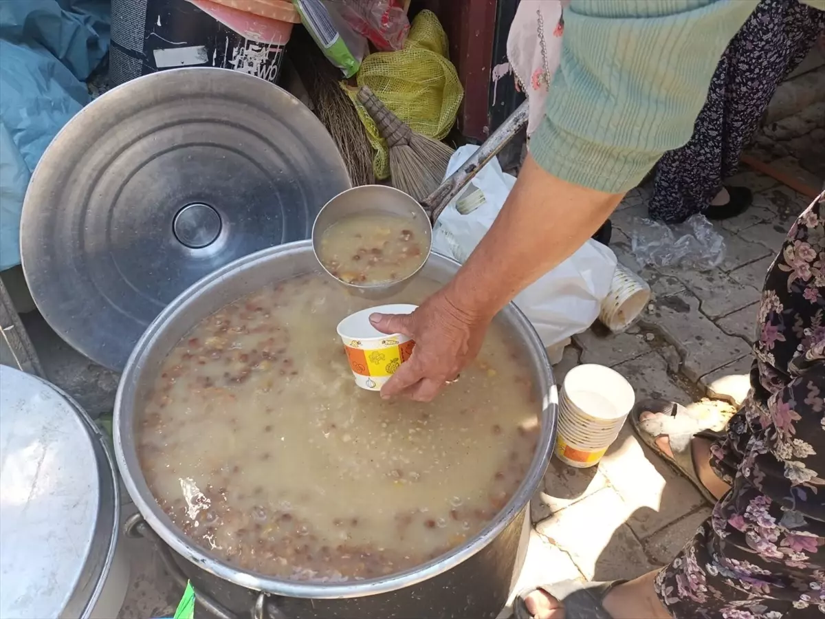Hüyük'te Muharrem Ayı Aşure İkramı