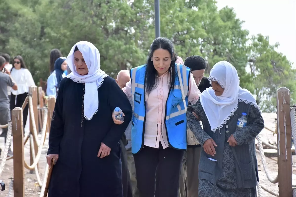 Huzurevi Sakinlerine Tarihi ve Kültürel Geziler