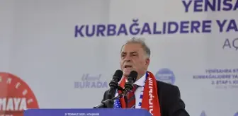 İBB tarafından yenilenen Yenisahra Stadı törenle hizmete açıldı