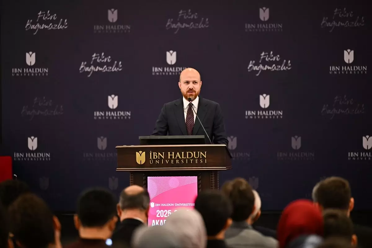 İbn Haldun Üniversitesi 2025-2026 Akademik Yılı Açılış Törenini Gerçekleştirdi