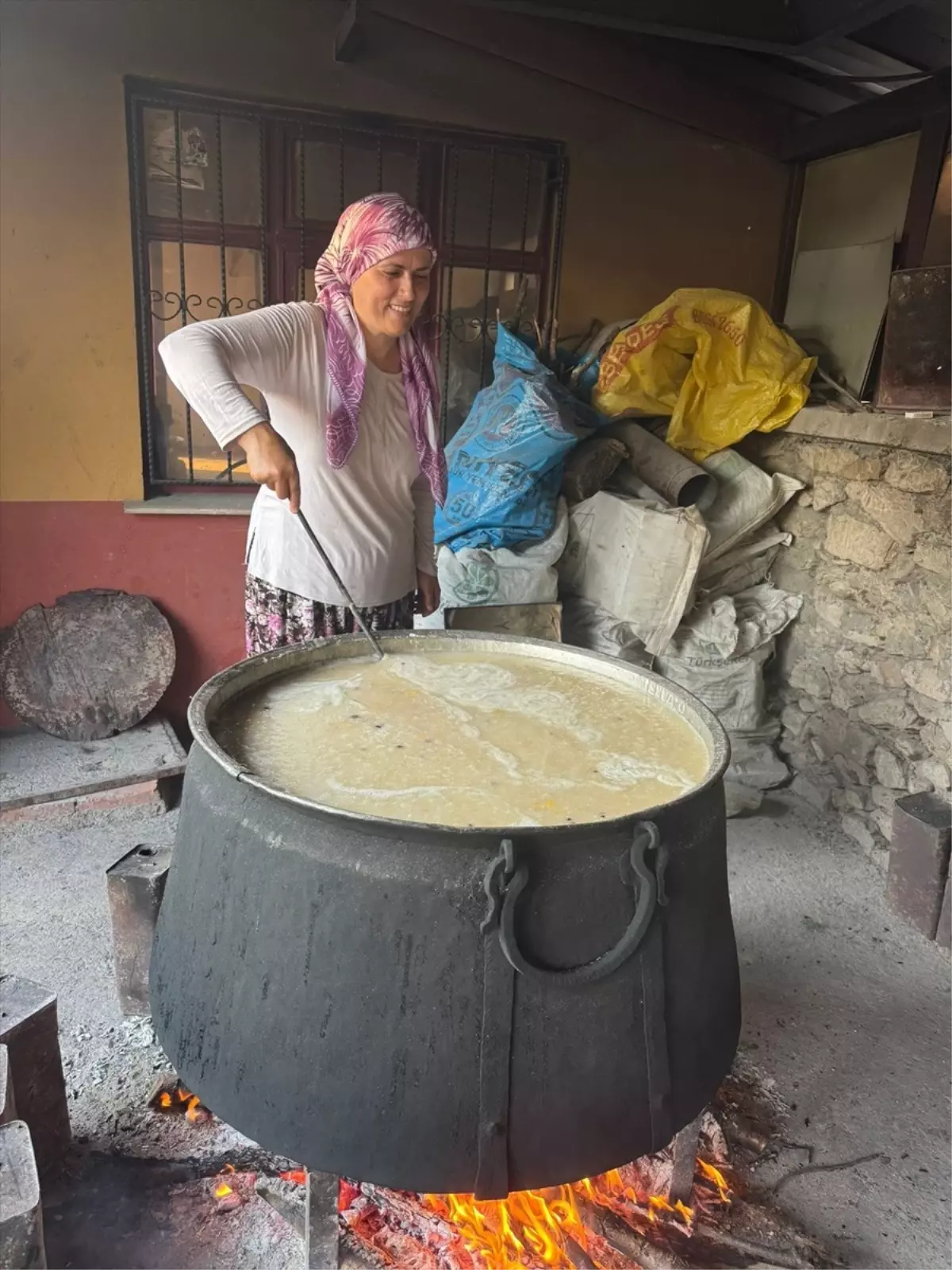 İbradı'da Muharrem Ayı'na Özel Aşure İkramı