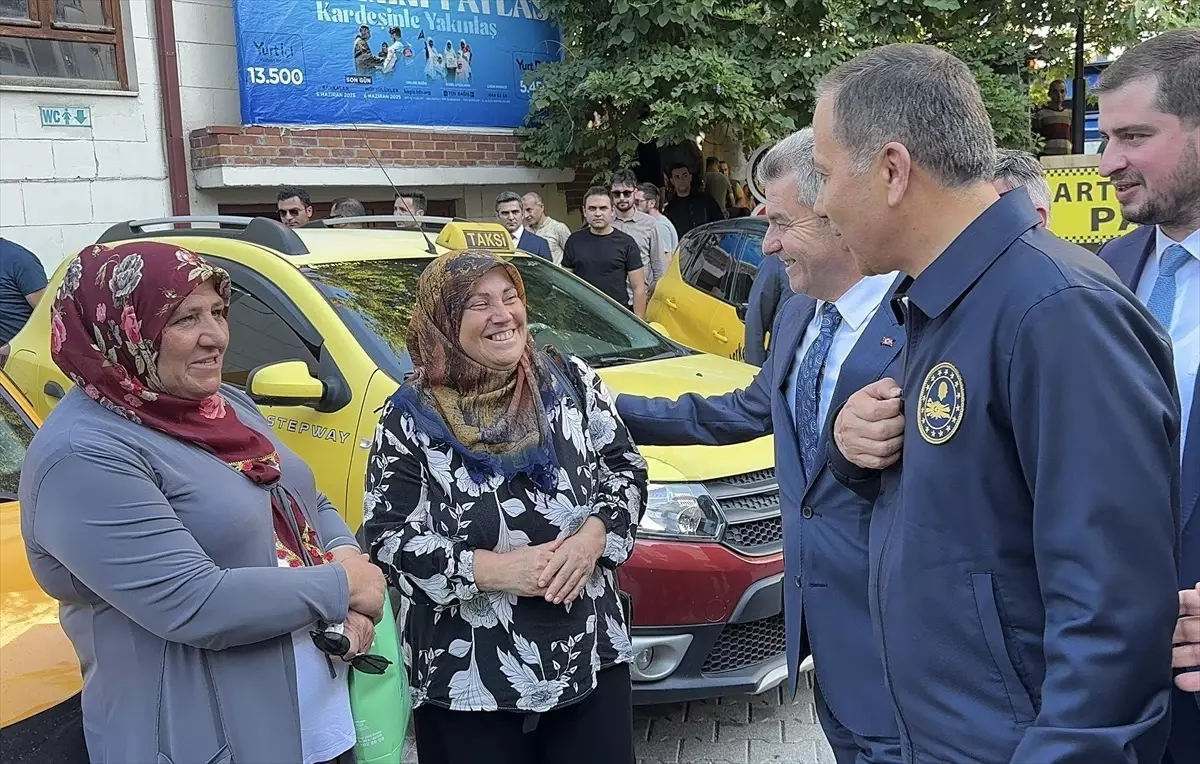İçişleri Bakanı Ali Yerlikaya Artvin'de Ziyaretlerde Bulundu