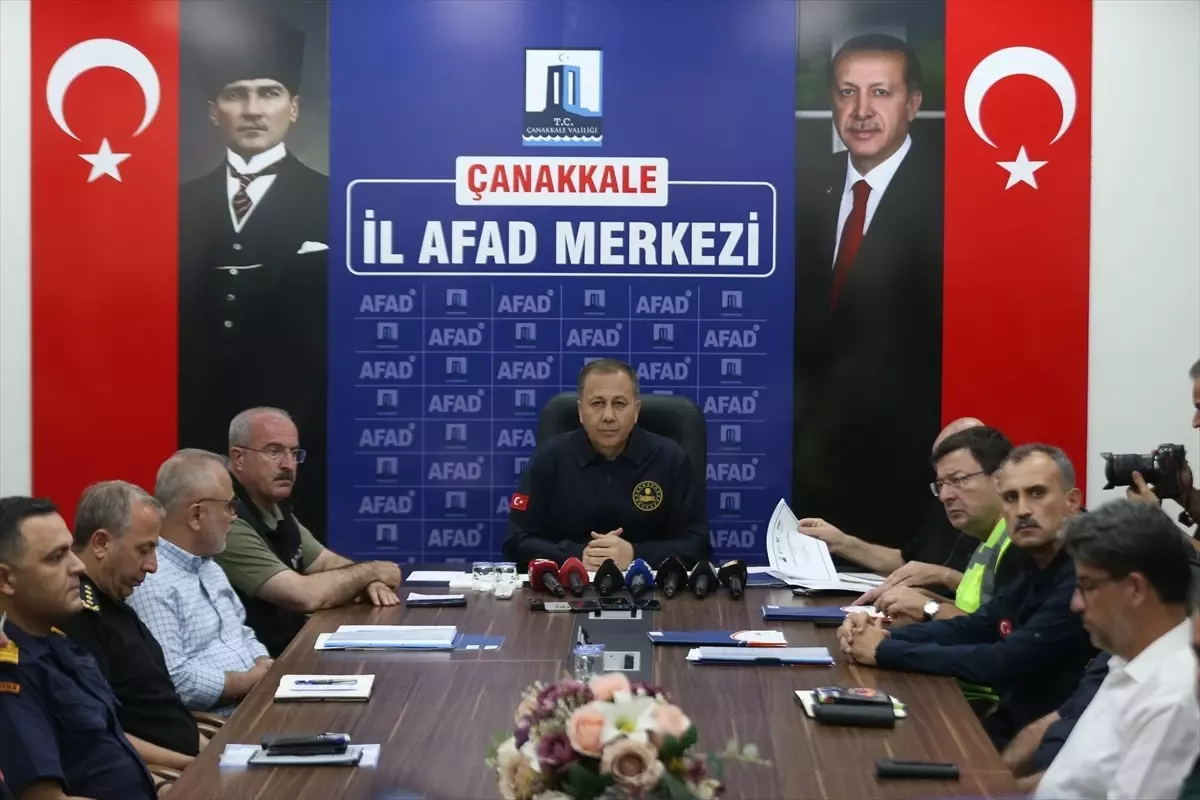 İçişleri Bakanı Yerlikaya, Çanakkale'deki orman yangınına ilişkin açıklamalarda bulundu: (1)