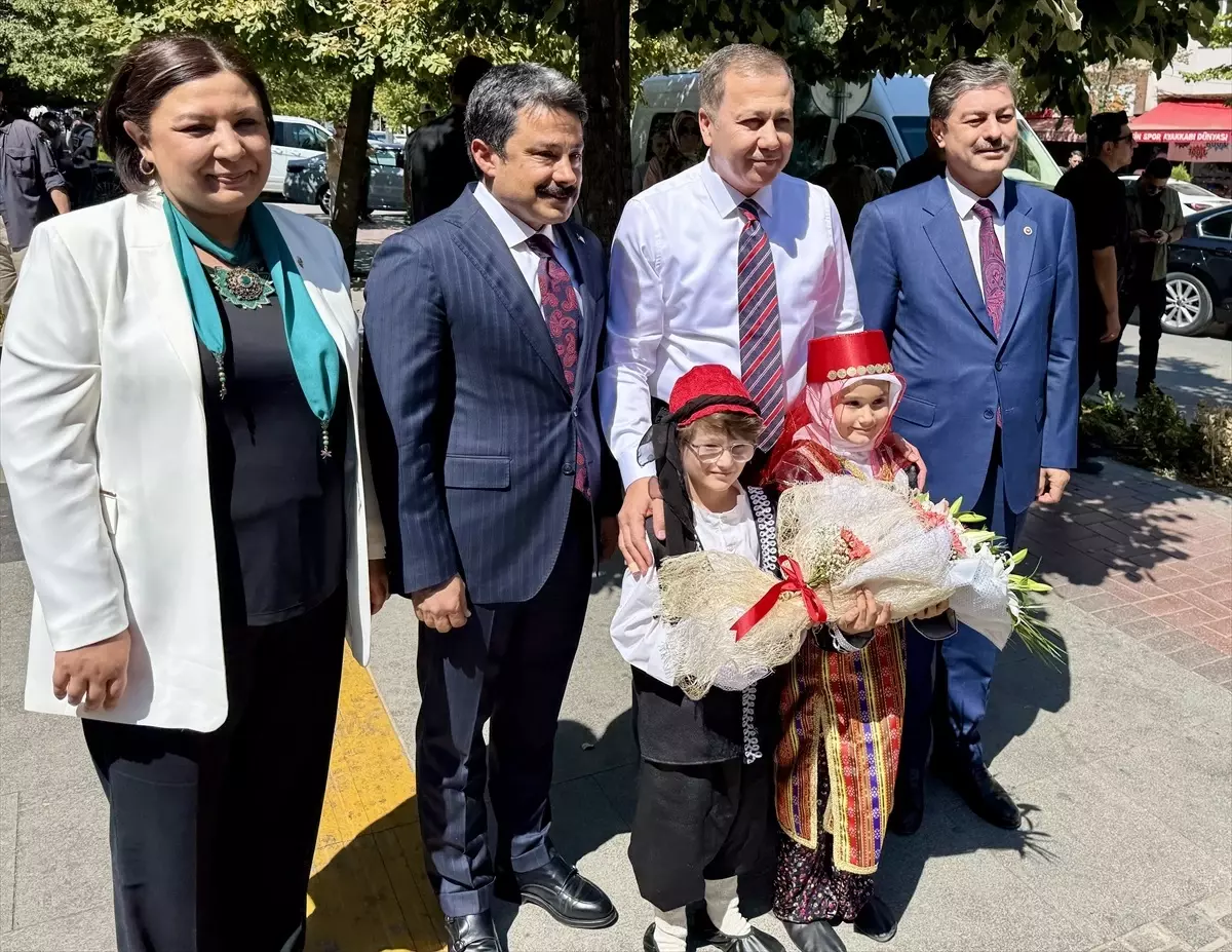 İçişleri Bakanı Yerlikaya Kırşehir'de Ziyaretlerde Bulundu