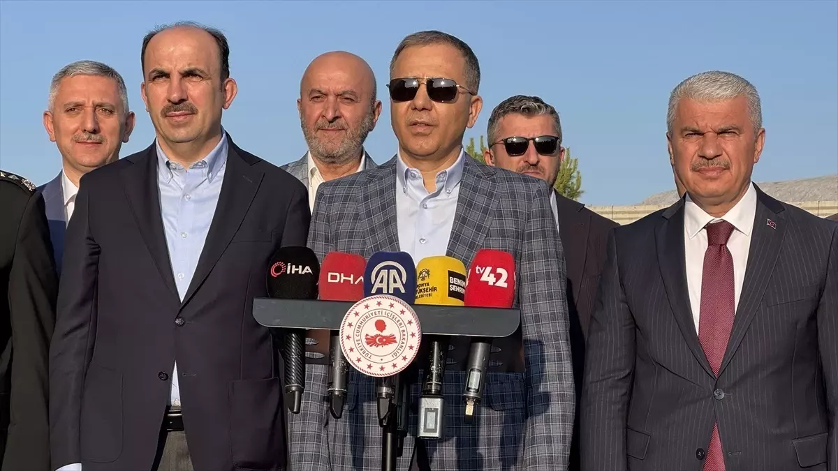 İçişleri Bakanı Yerlikaya, Konya'da bayram namazının ardından konuştu Açıklaması