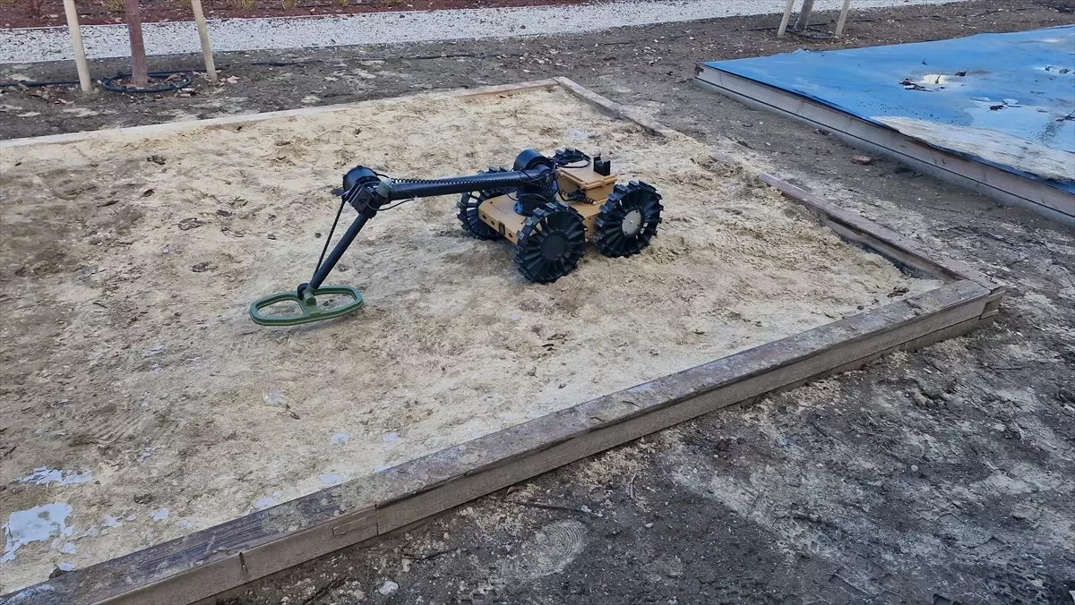 Türk Savunma Sanayisinden Mayın ve EYP Tespit Robotu