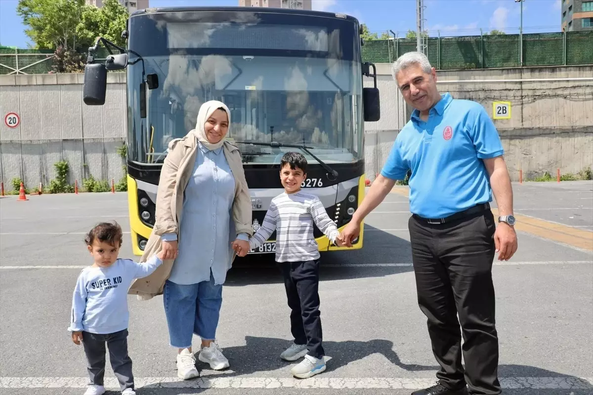 Başakşehir'de Kayıp Kardeşler, Otobüs Şoförü Sayesinde Ailelerine Kavuştu