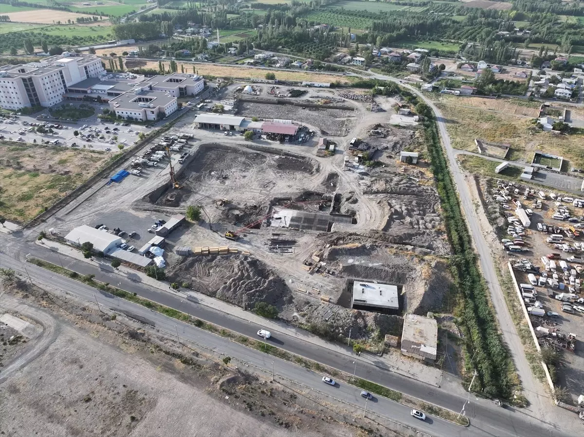 Iğdır'da 400 Yataklı Devlet Hastanesi İnşaatına Başlandı