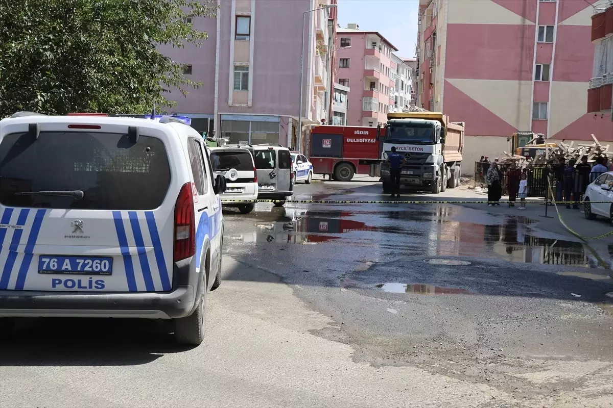 Iğdır'da Kamyonun Çarptığı Kadın Yaralandı