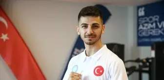 Eray Şamdan, Karate 1 Premier Lig'de Yılın En İyi Sporcusu Unvanını Kazandı