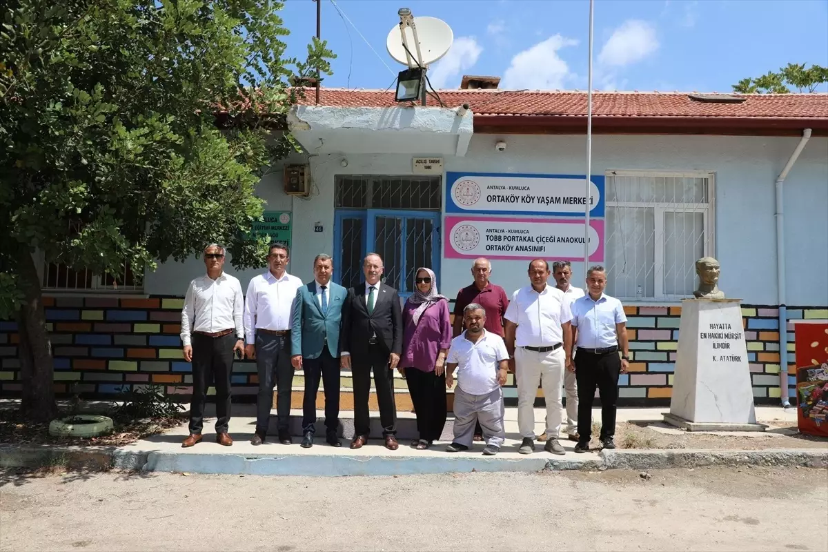 Eğitim Müdürü Eriş, Kumluca'daki Okullarda İncelemelerde Bulundu