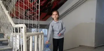 Kastamonu'da Öğrenciden Engelli Arkadaşına Mavi Kapakla Bayram Hediyesi