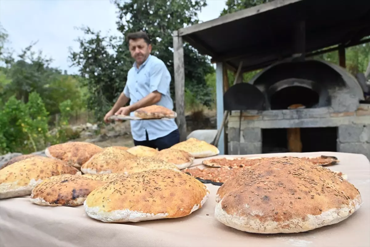 İmamın Taş Fırın Projesiyle Köyde Dayanışma Sağlanıyor